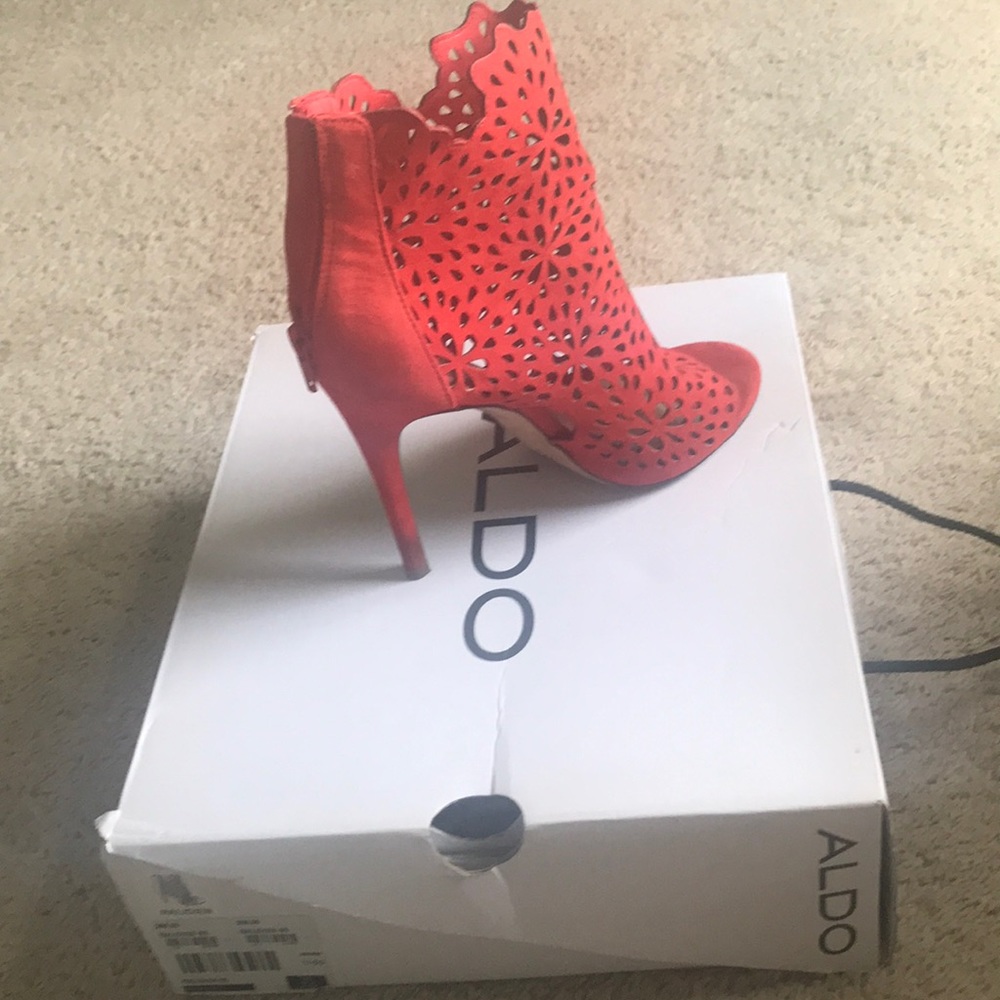 Also heels